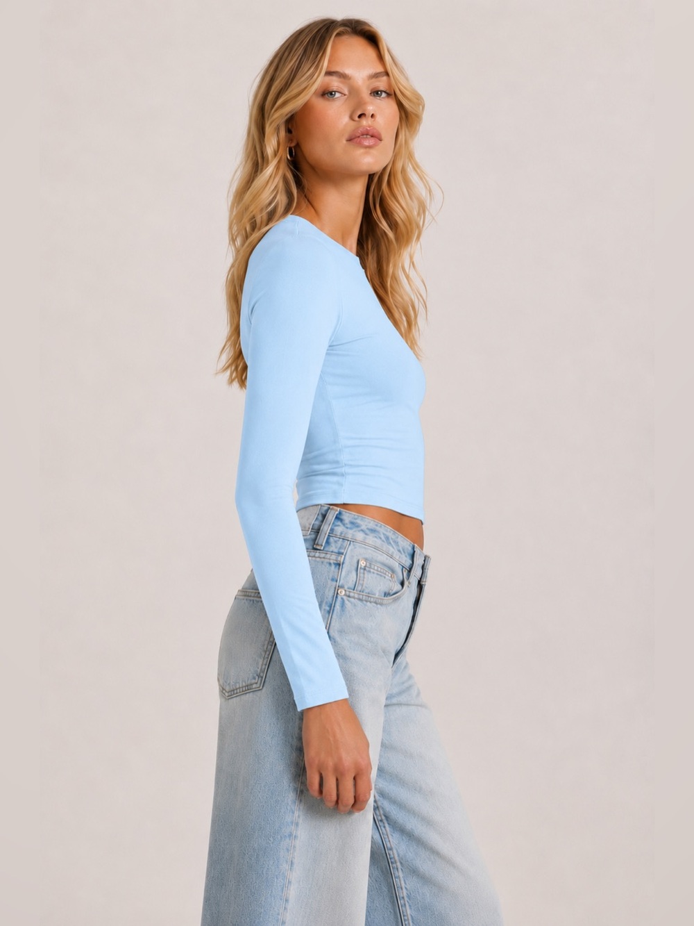 Susana Monaco Long Sleeve Crew Top Hydrangea Light Blue Small NWT Stretch Jersey - Picture 2 of 5
